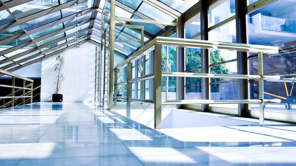 Figure 1 The Roof features and materials: tempered glass roof
