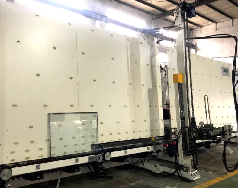 Figure 9 The insulating glass Two-sealant sealing automatic sealing machine