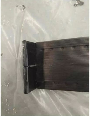 Figure 2 The aluminum strip is inserted into the insert