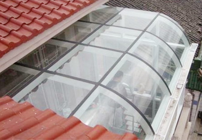 Figure 5 The PVB laminated glass dome 2