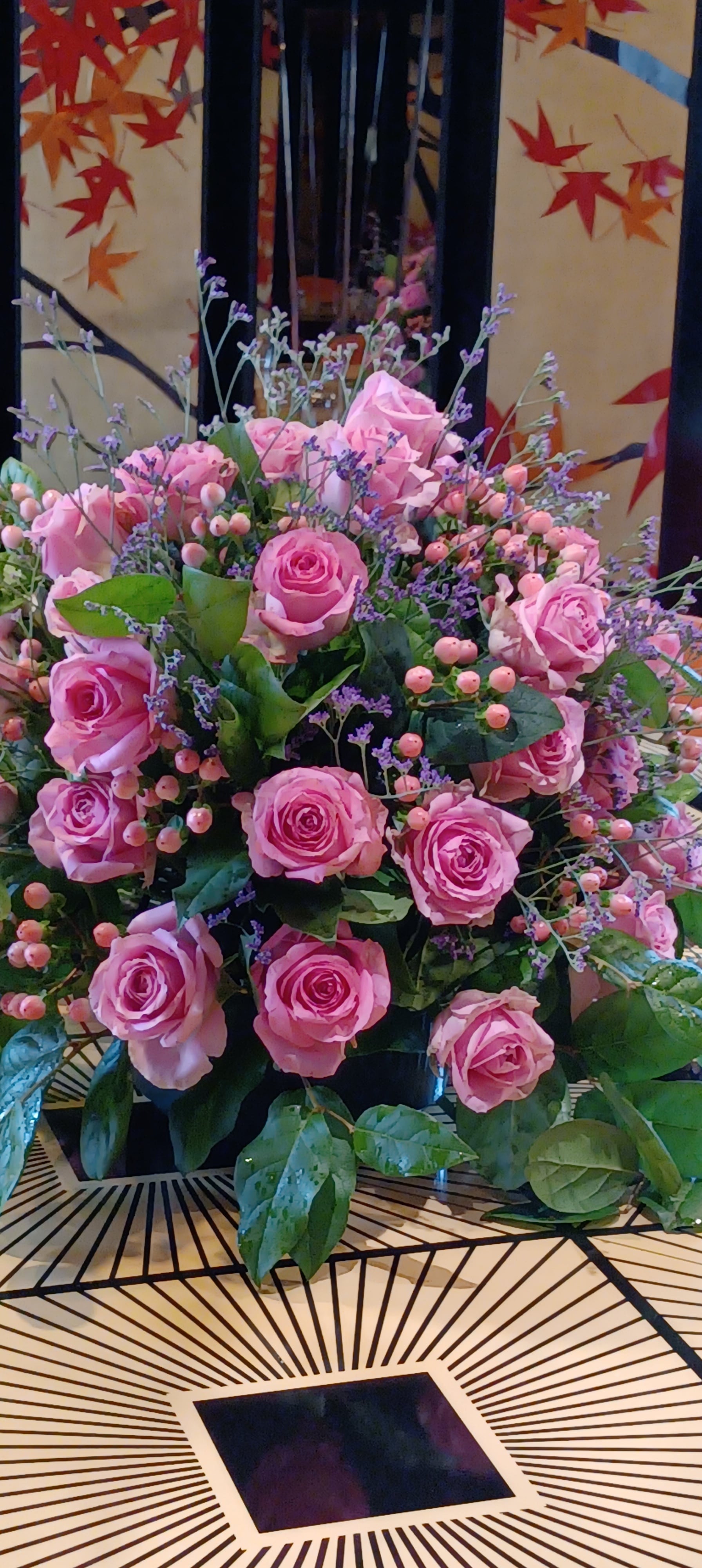 Pink rose flower arrangement 