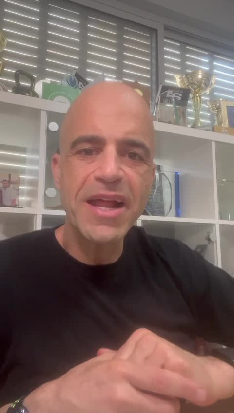 שי פריץ thumbnail