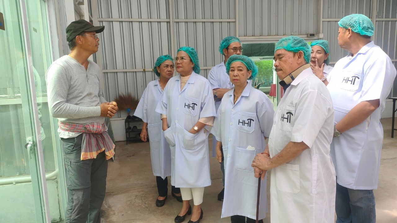 Farm visit from a Phuket hotel business owner