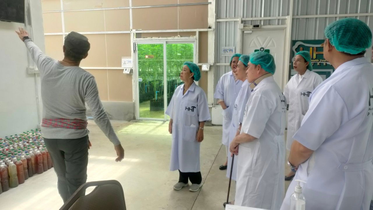 Farm visit from a Phuket hotel business owner