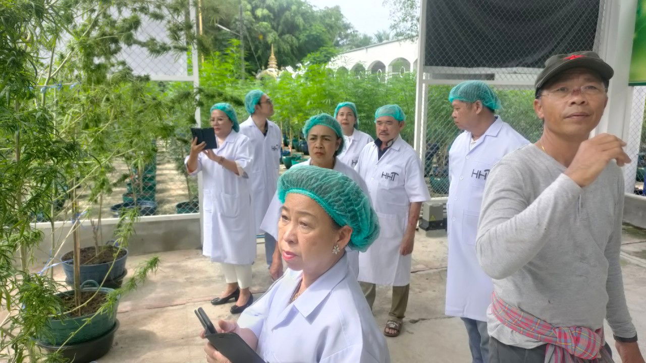 Farm visit from a Phuket hotel business owner