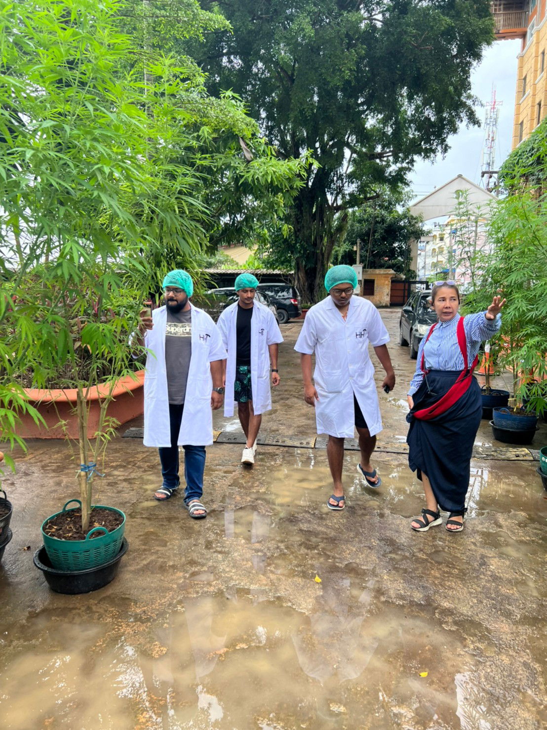 farm visit from Indian tourists