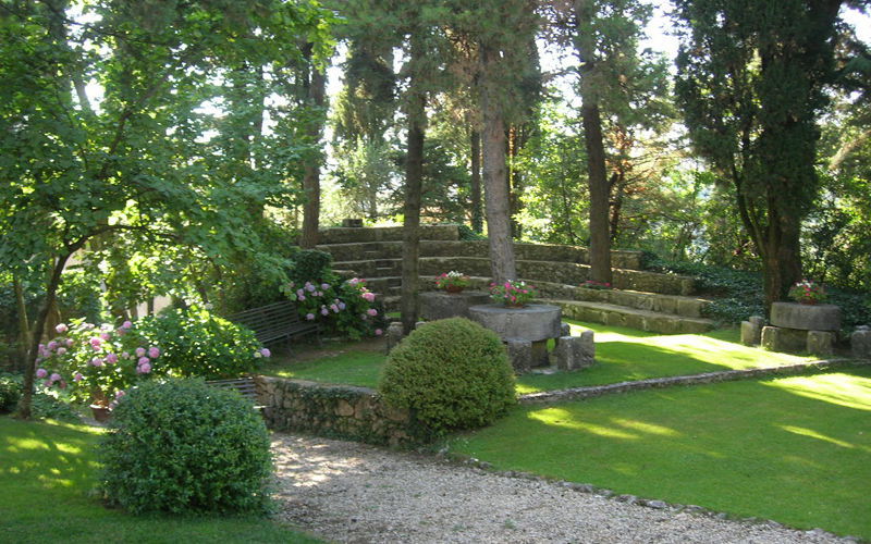 ТЕОФИЛАКТНЫЙ ЗАМОК