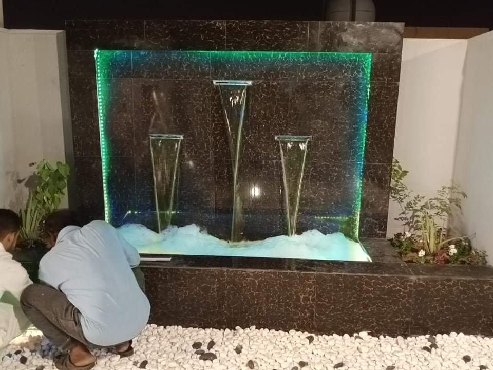 شلالات جدارية _افضل منسق حدائق0501384984