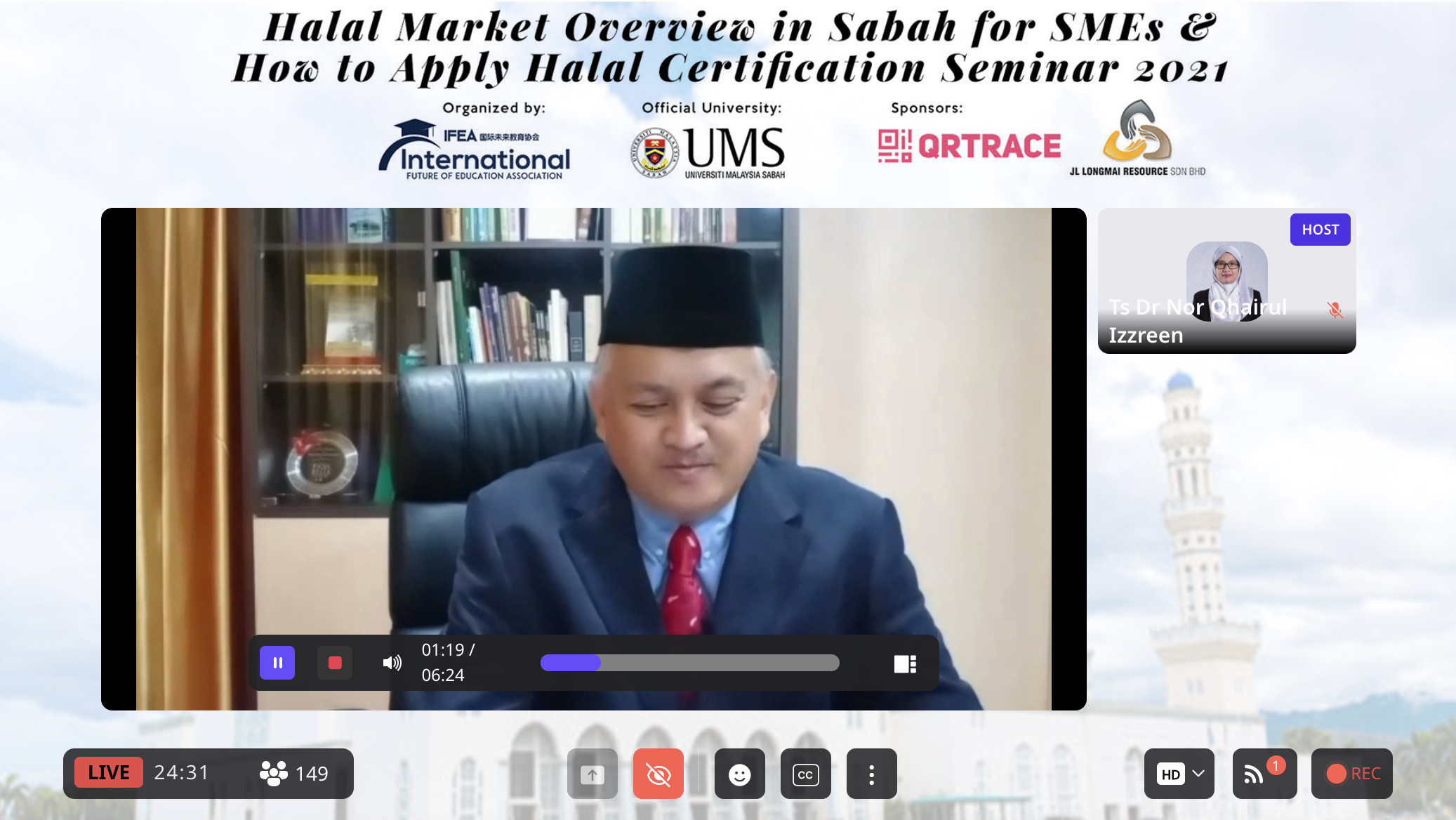 开幕特别嘉宾 (YB Datuk Hj Mohd Arifin Bin Hj Mohd Arif 沙巴特别事务部长）