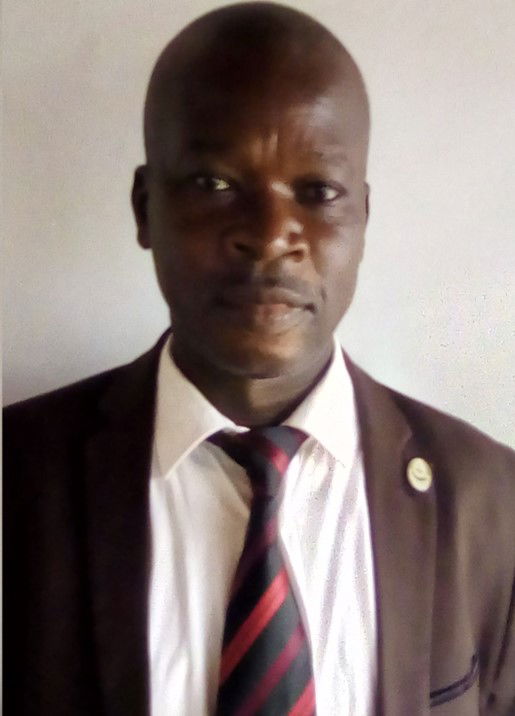 Professor Henri KOULAYOM, gee al 5 jaar klas by BBS