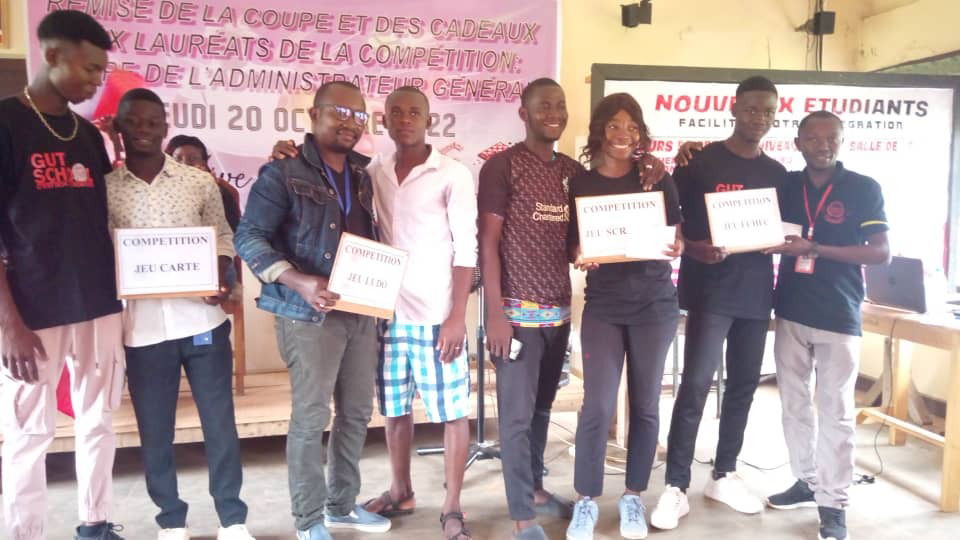 TOEKENNINGS AAN DIE WENNERS VAN DIE VERSKILLENDE KOMPETISIES (LUDO, SKAAK, KRABBEL EN KAART)