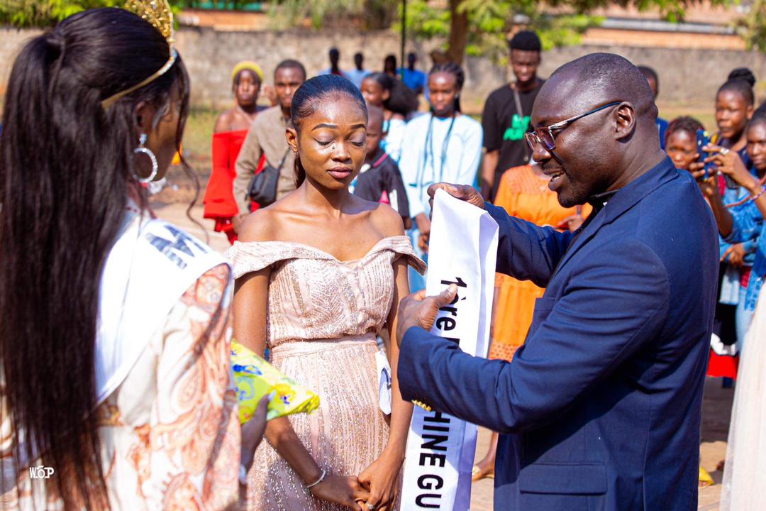 Juffrou BECKONDY Tania: 1ste DAUPHINE GUTSCHOOL 2023