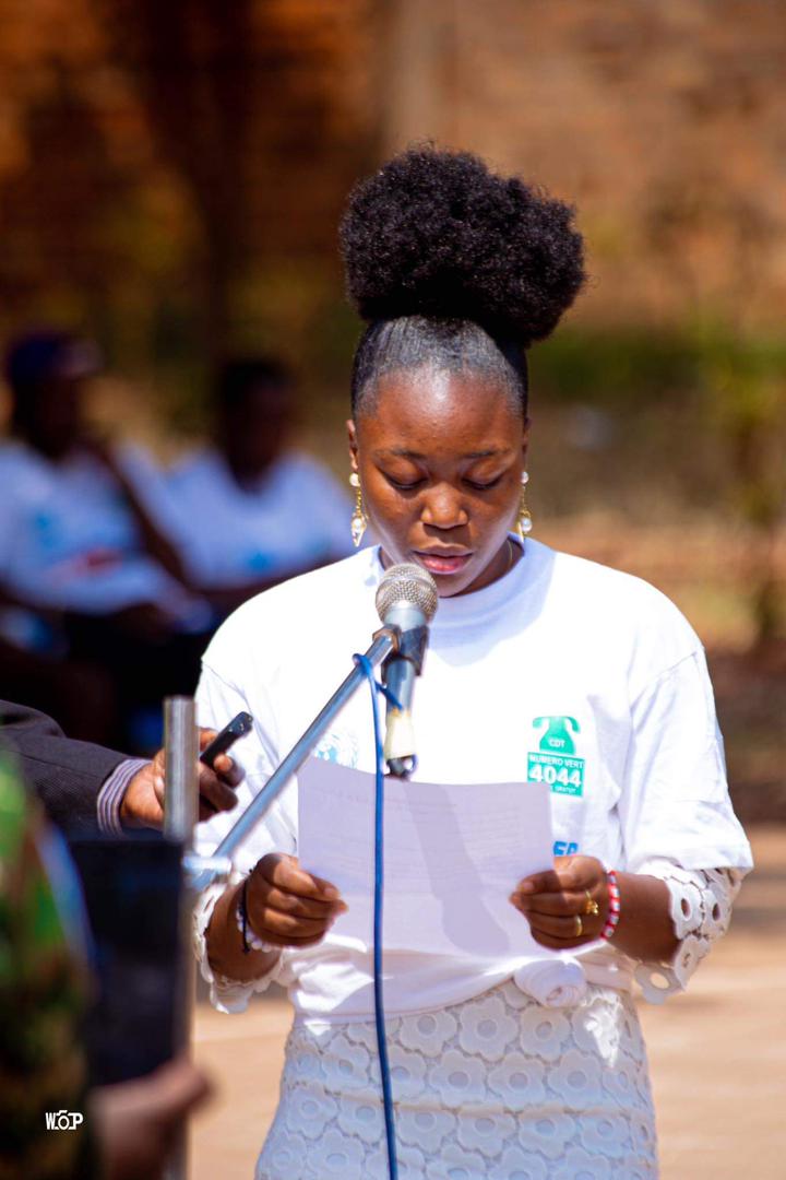 Verwelkoming deur juffrou ZEMBROU Ericka, eerstejaarstudent by GUTSCHOOL