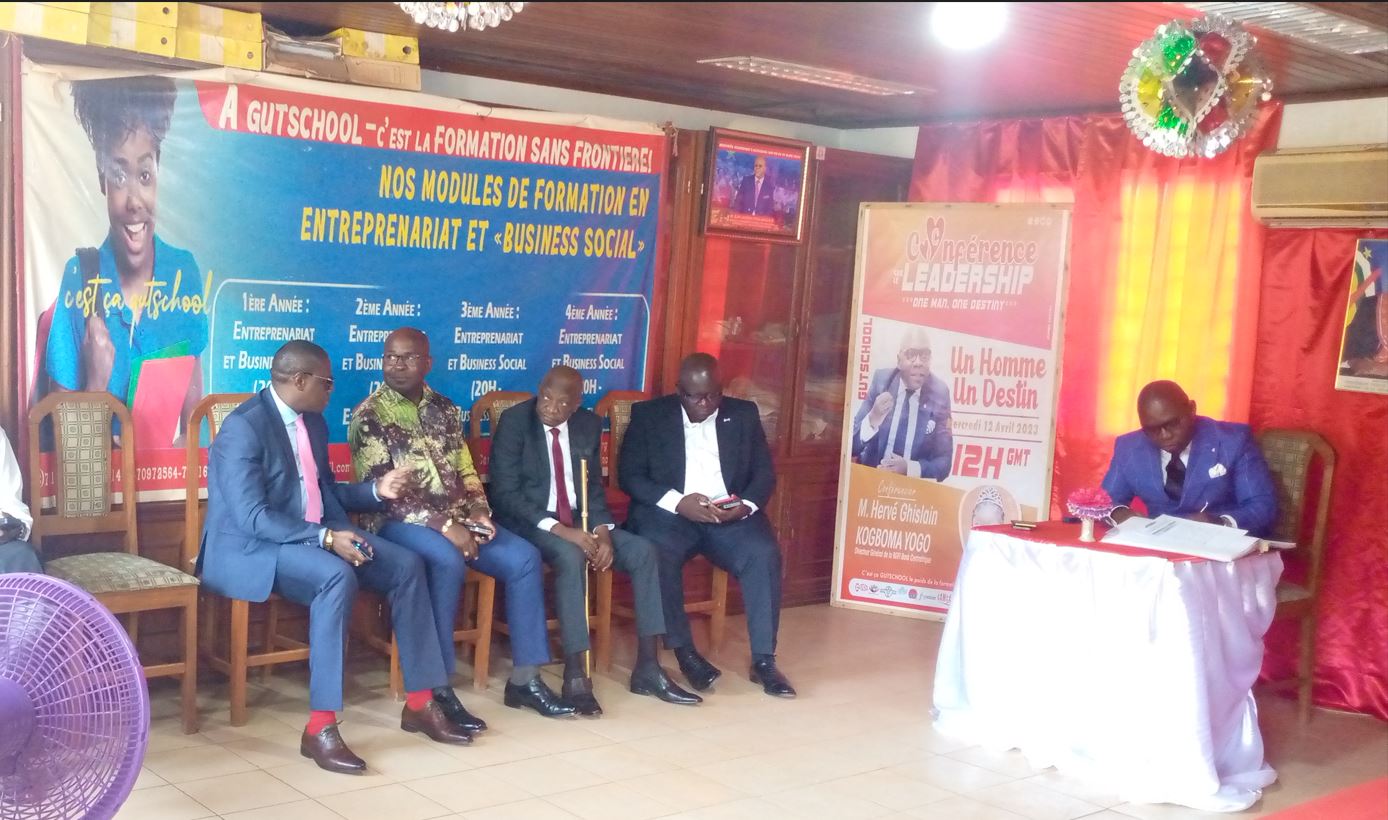 Werksessie en ondertekening van die Gasteboek