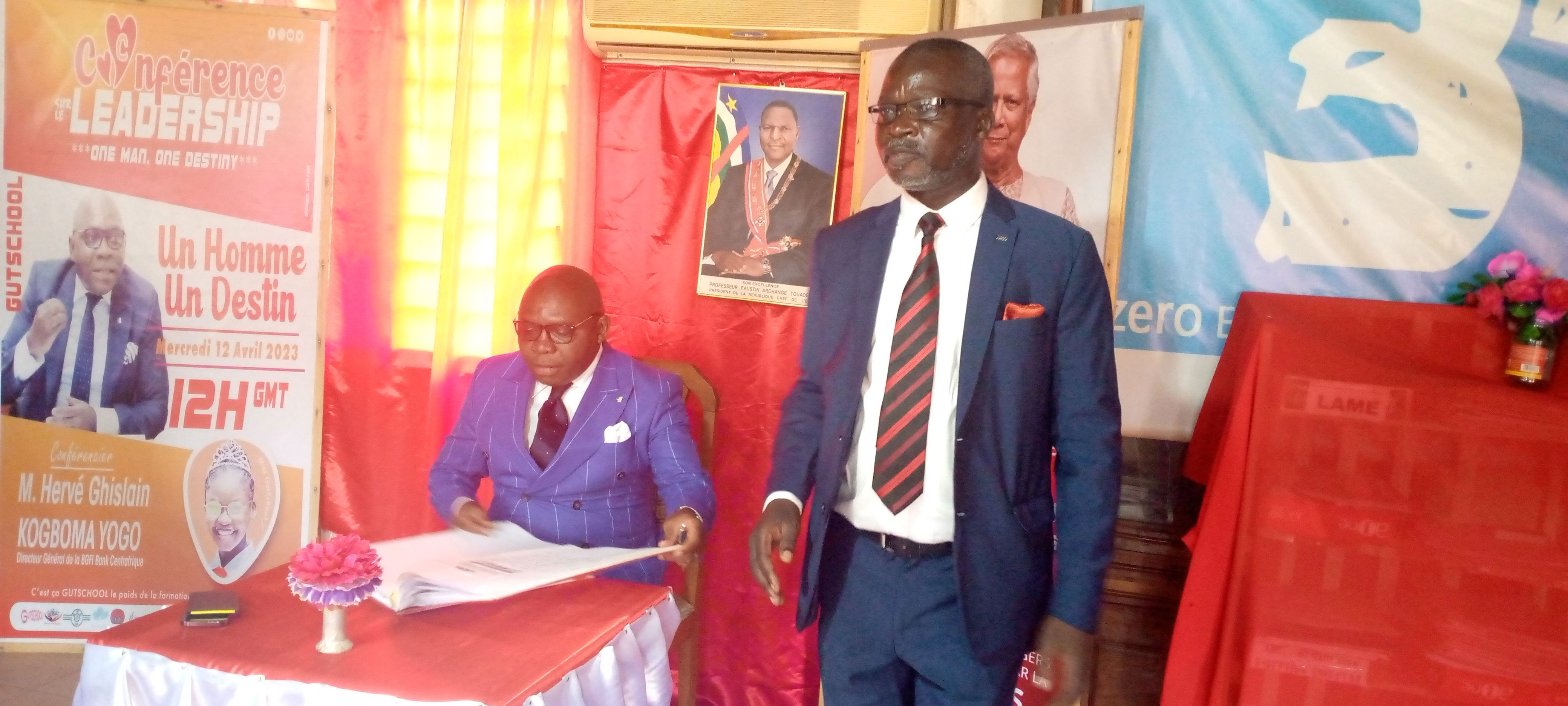 Die Hoofbestuurder van BGFI Bank Centrafrique en die Algemene Administrateur van GUTSCHOOL