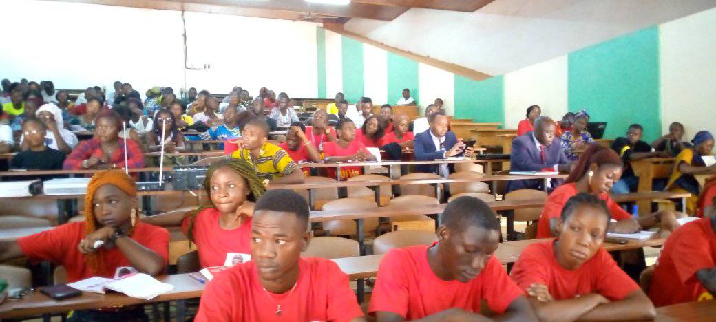 Uitsig oor die Alphonse BLAGUE-amfiteater waar die konferensie gehou is