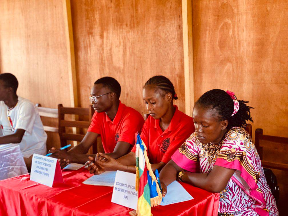 Gutschool wat in #internshipmonth is, wil munt slaan uit al die nodige middele om soveel moontlik #internskappe vir sy studente te vind (8 Junie 2023)