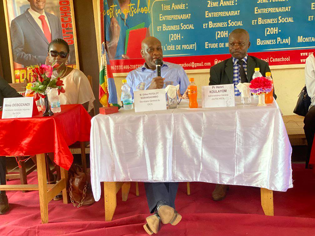 Gutschool wat in #internshipmonth is, wil munt slaan uit al die nodige middele om soveel moontlik #internskappe vir sy studente te vind (8 Junie 2023)