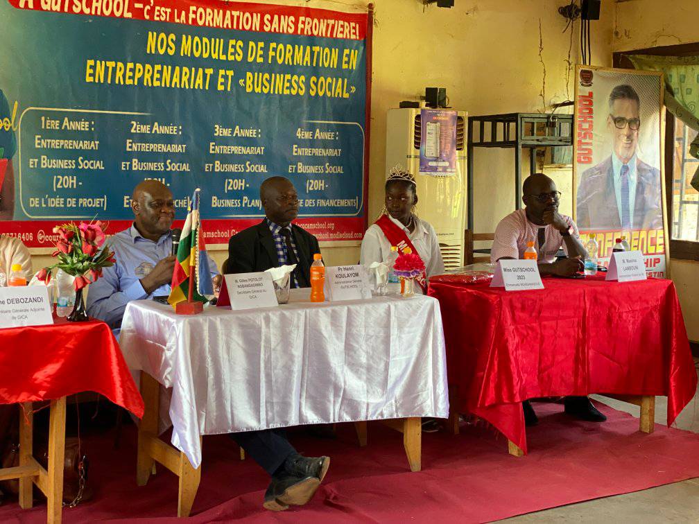 Gutschool wat in #internshipmonth is, wil munt slaan uit al die nodige middele om soveel moontlik #internskappe vir sy studente te vind (8 Junie 2023)