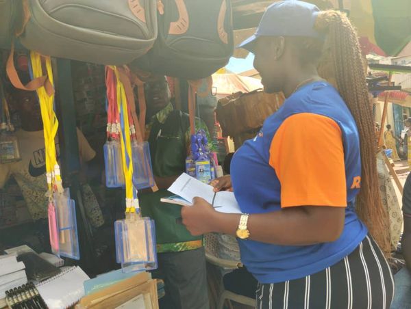 Meer as 150 studente baat by 'n internskap by die maatskappy MoovAfricaCentrafrique (13 Junie 2023)