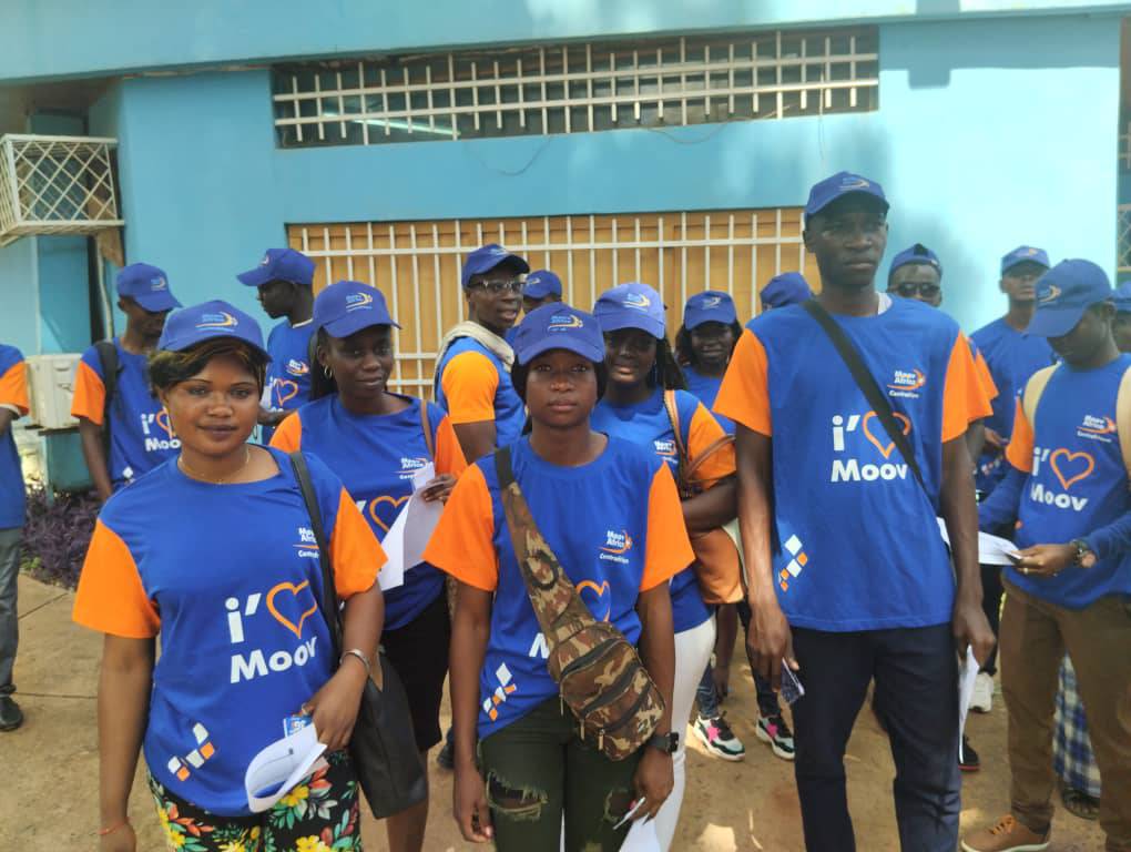 Meer as 150 studente baat by 'n internskap by die maatskappy MoovAfricaCentrafrique (13 Junie 2023)