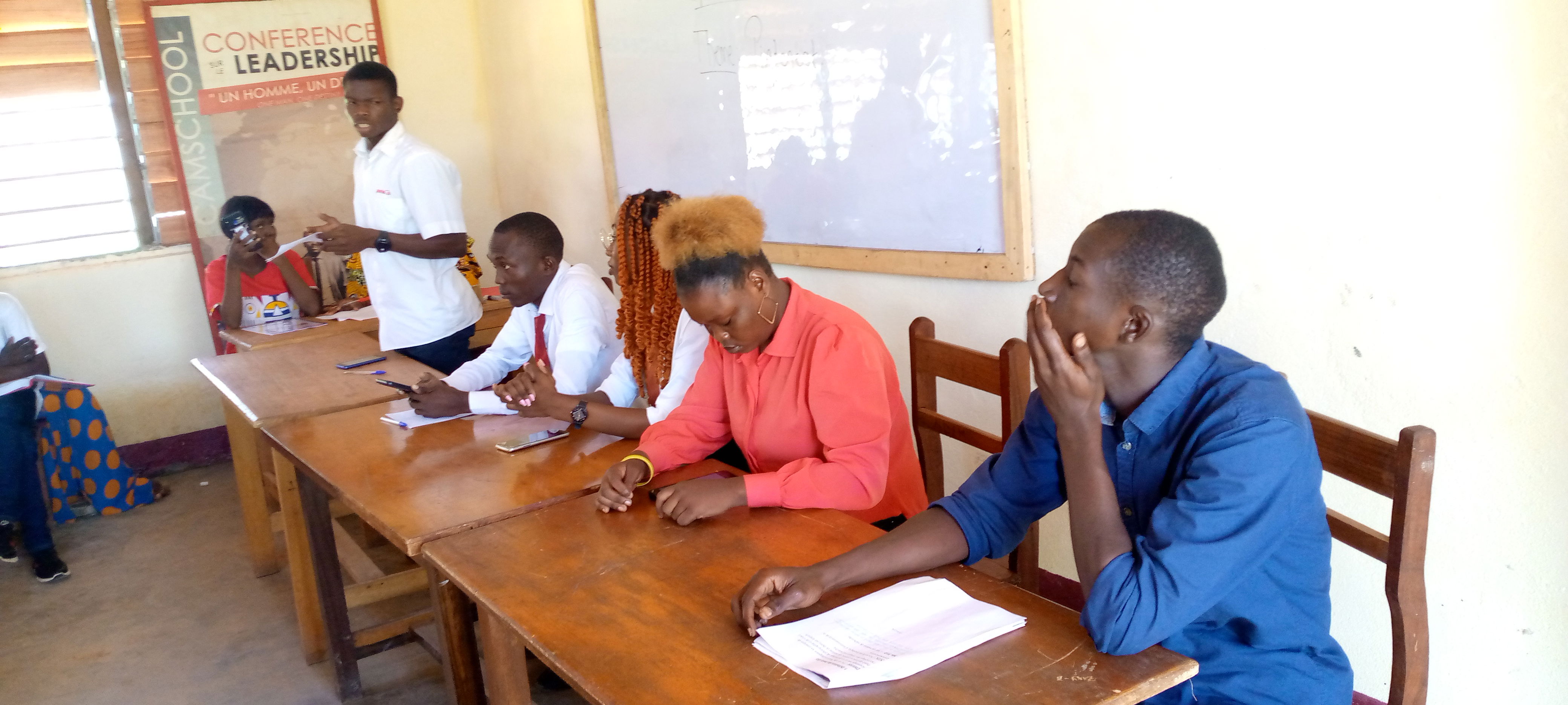 Nou gemeenskapsbestuurders