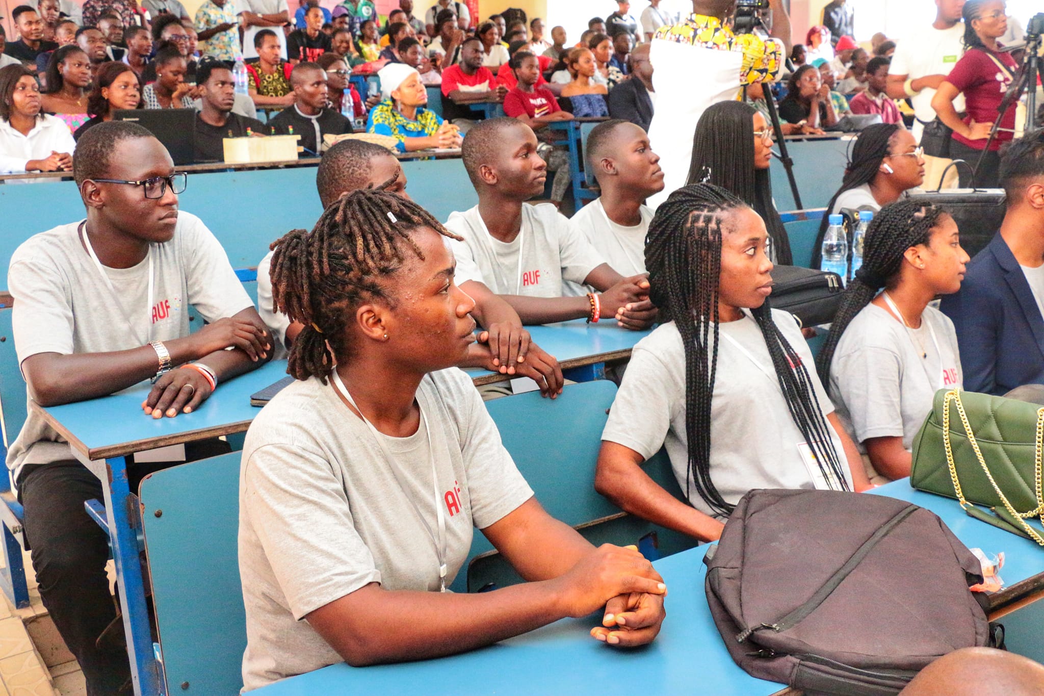 Baie geluk aan ons Jong Sentraal-Afrikaanse student wat Eerste Prys in die tweede uitgawe van die AUF-kompetisie gewen het