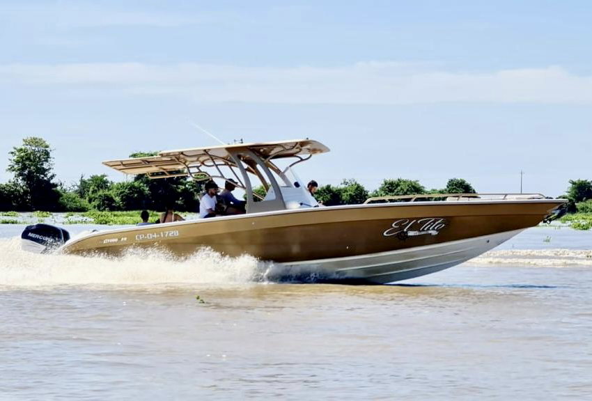 sport boat
