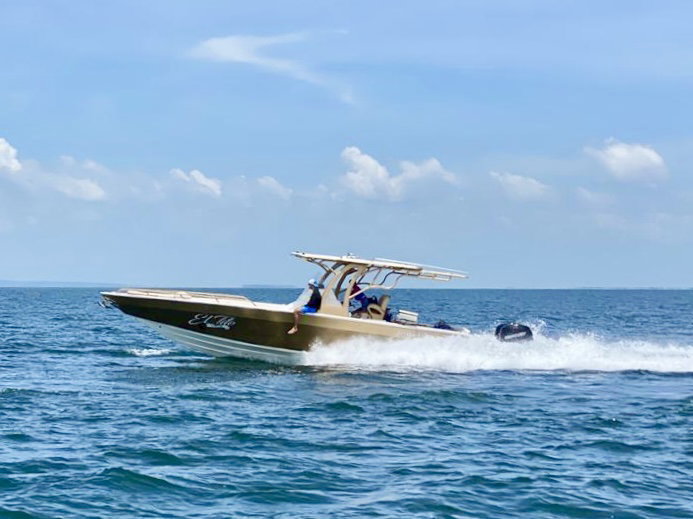 sport boat
