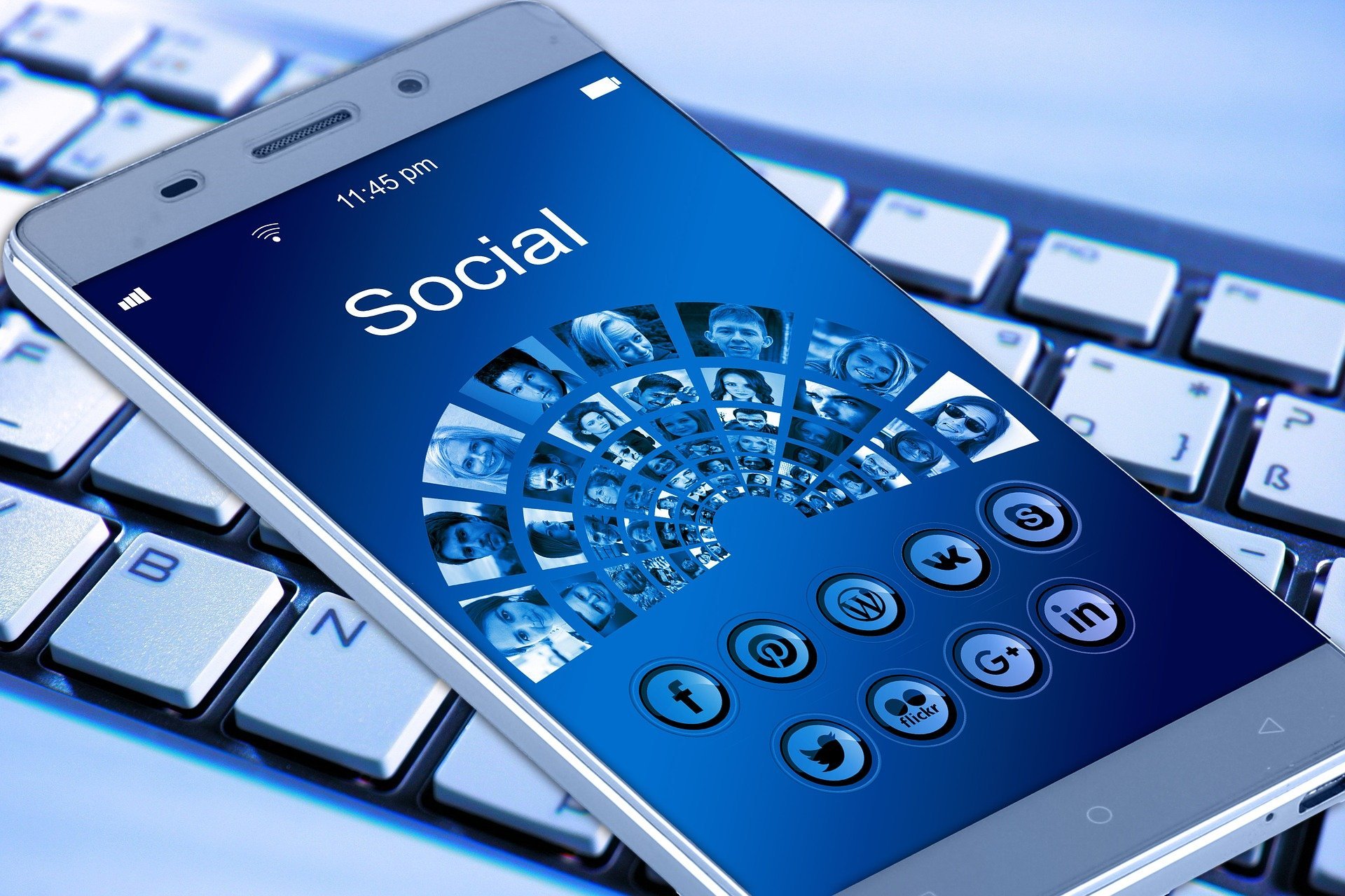 קידום ושיווק לעסקים במדיה החברתית