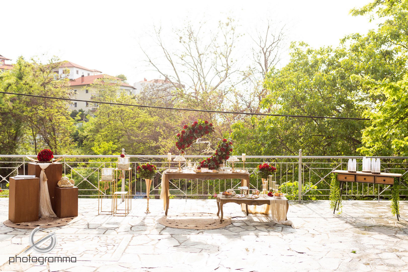 Giannis & ALiki - Red Roses