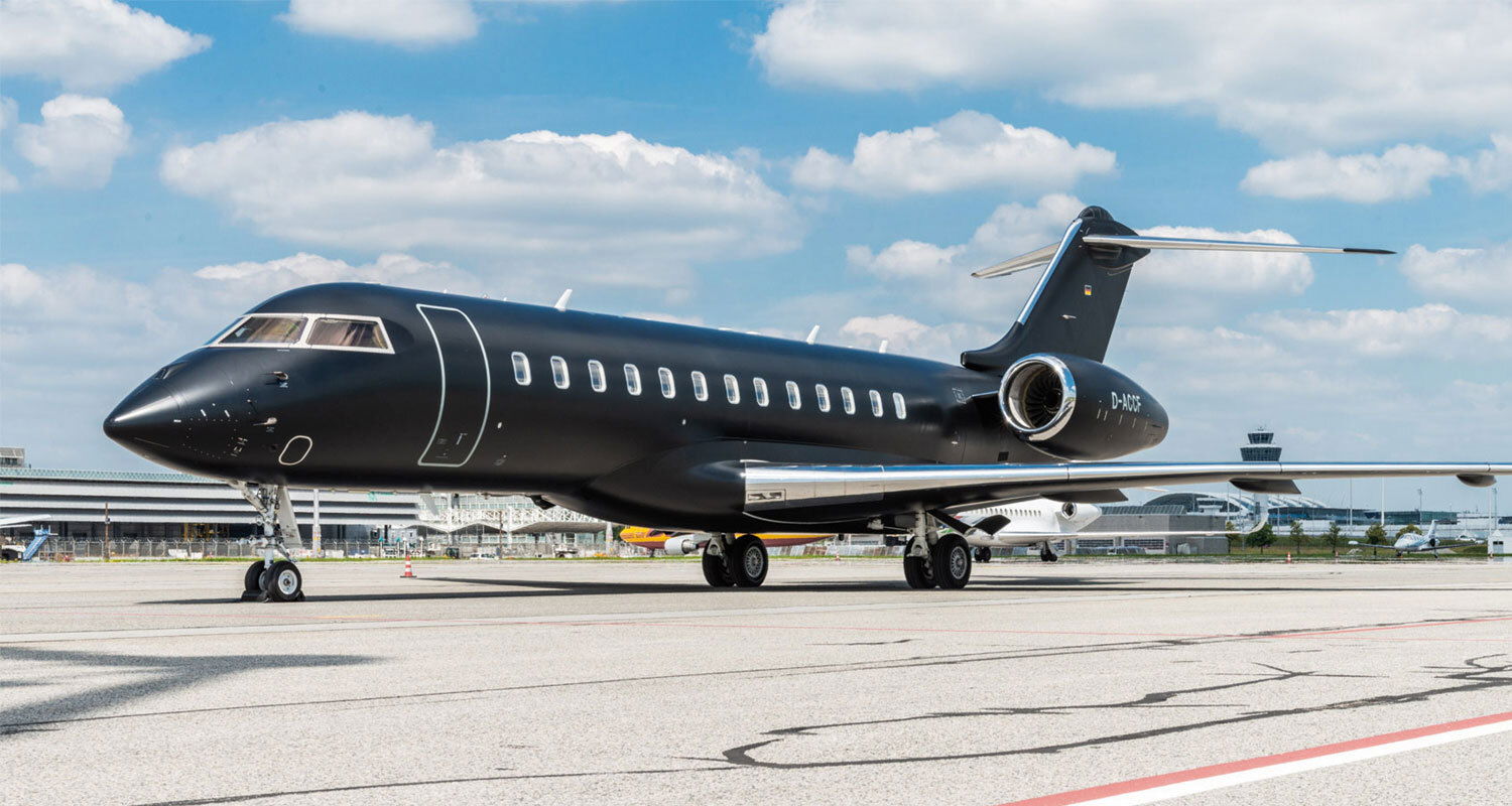 11,000km Max Range 12-14 Max Capacity 195cu Max Baggage