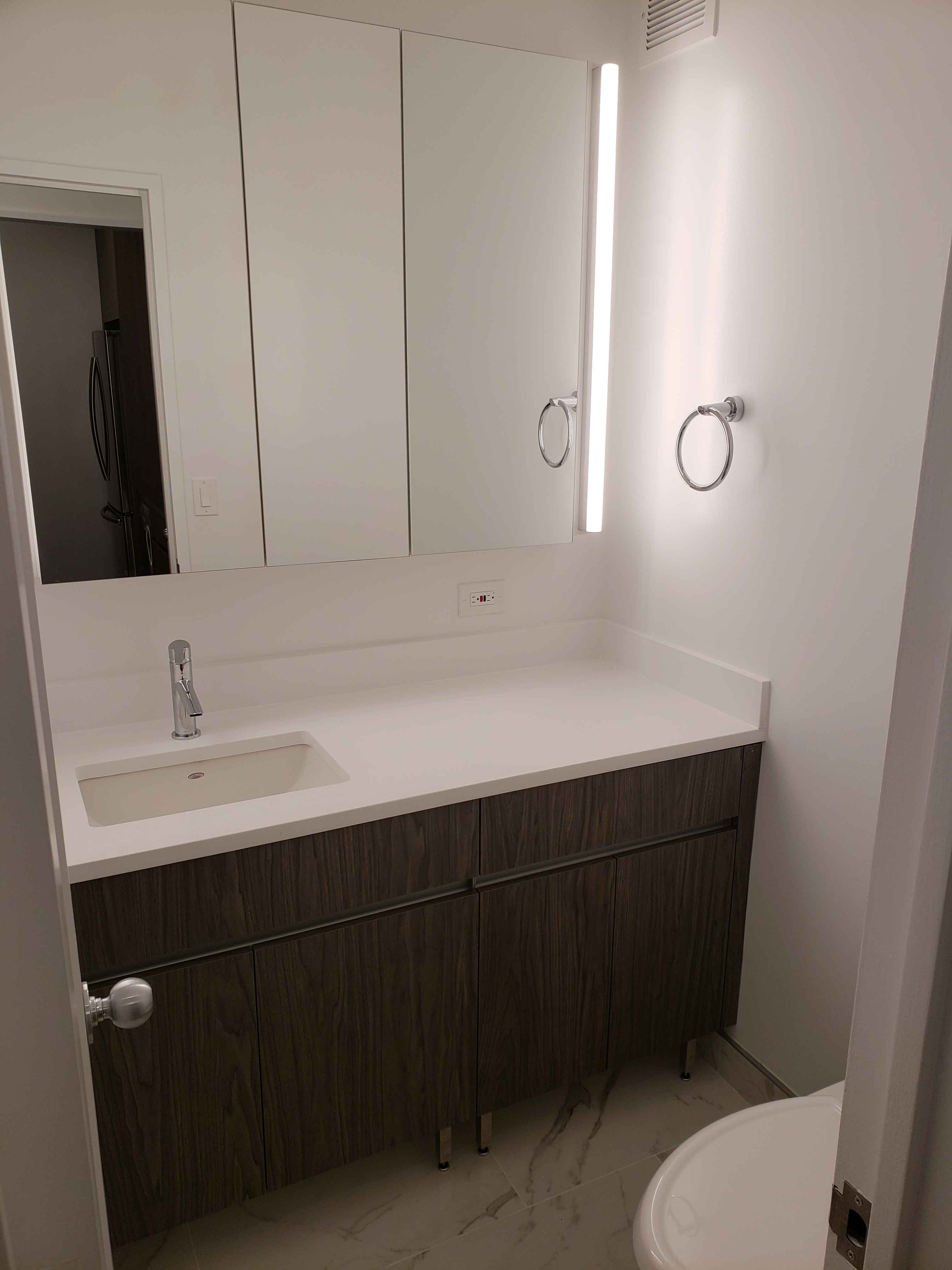 주방, 욕실 및 전문 사무실