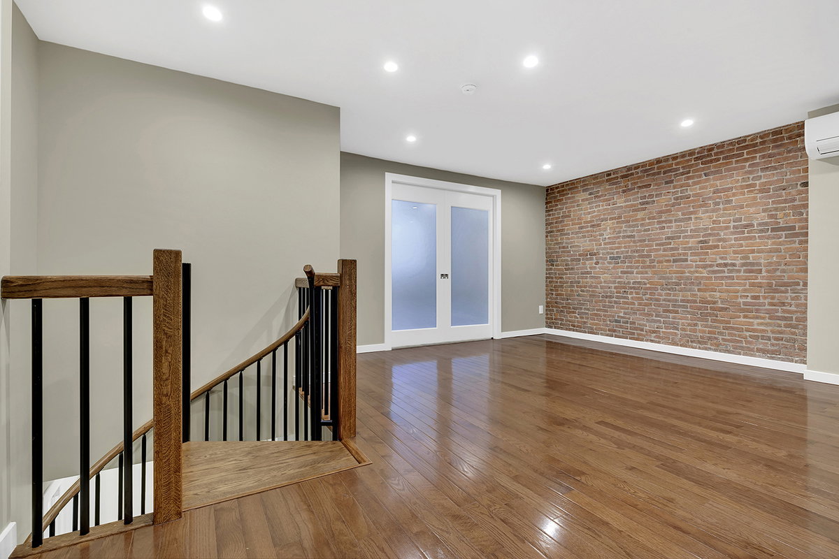 맨해튼 | 베이사이드 | 작은 목 | 홍조