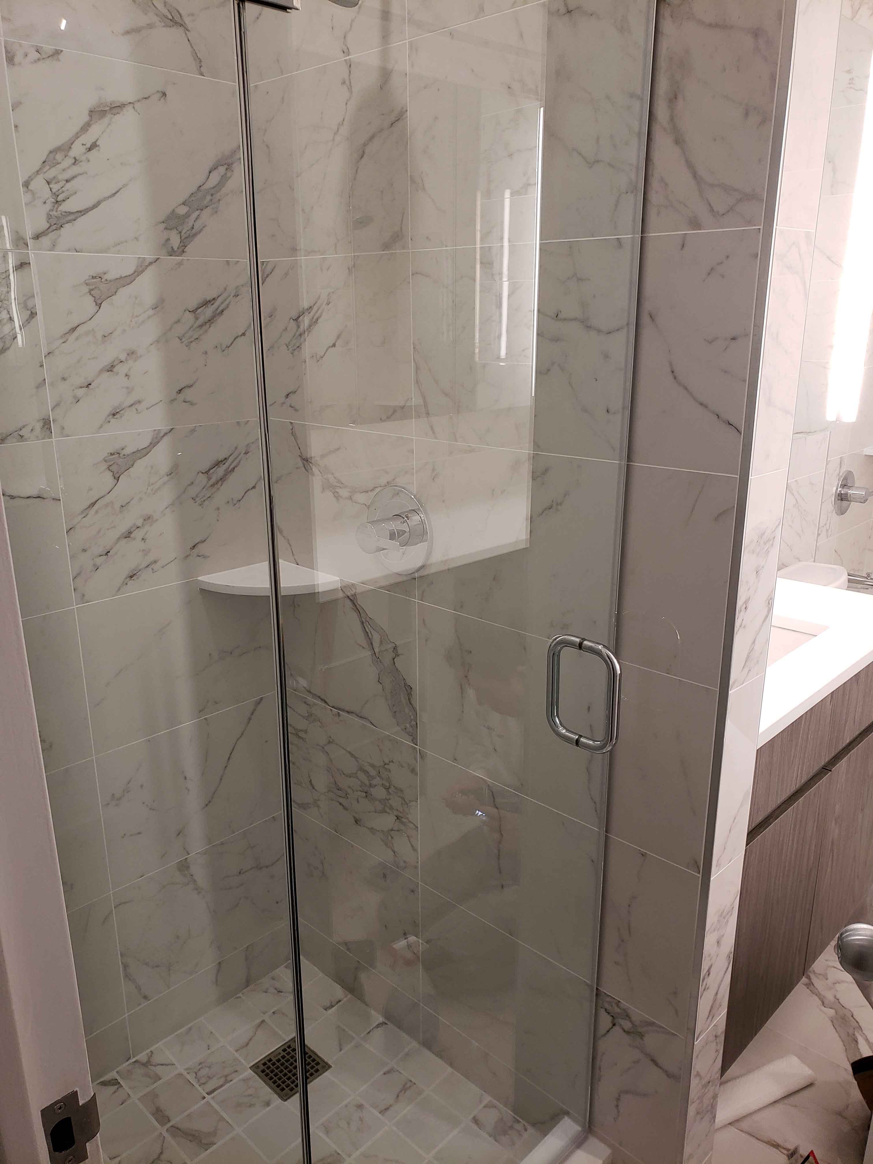 주방, 욕실 및 전문 사무실