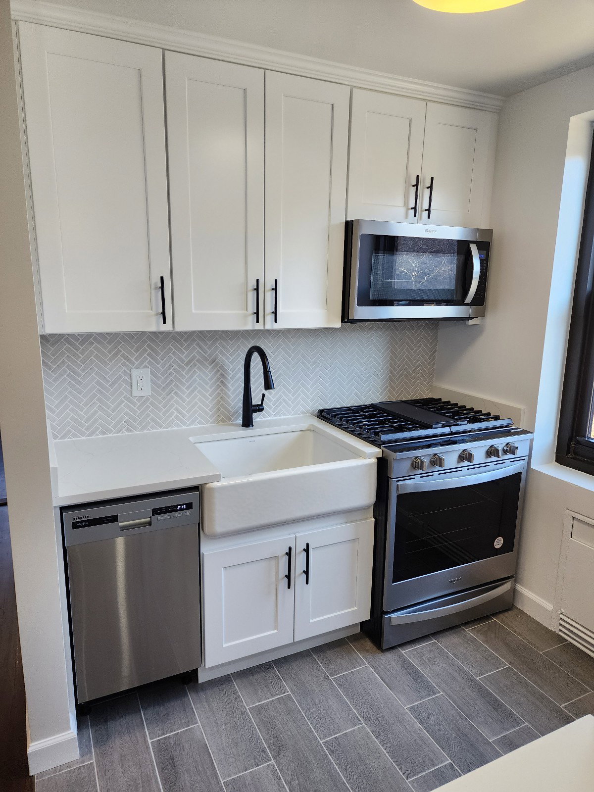 주방, 욕실 및 전문 사무실