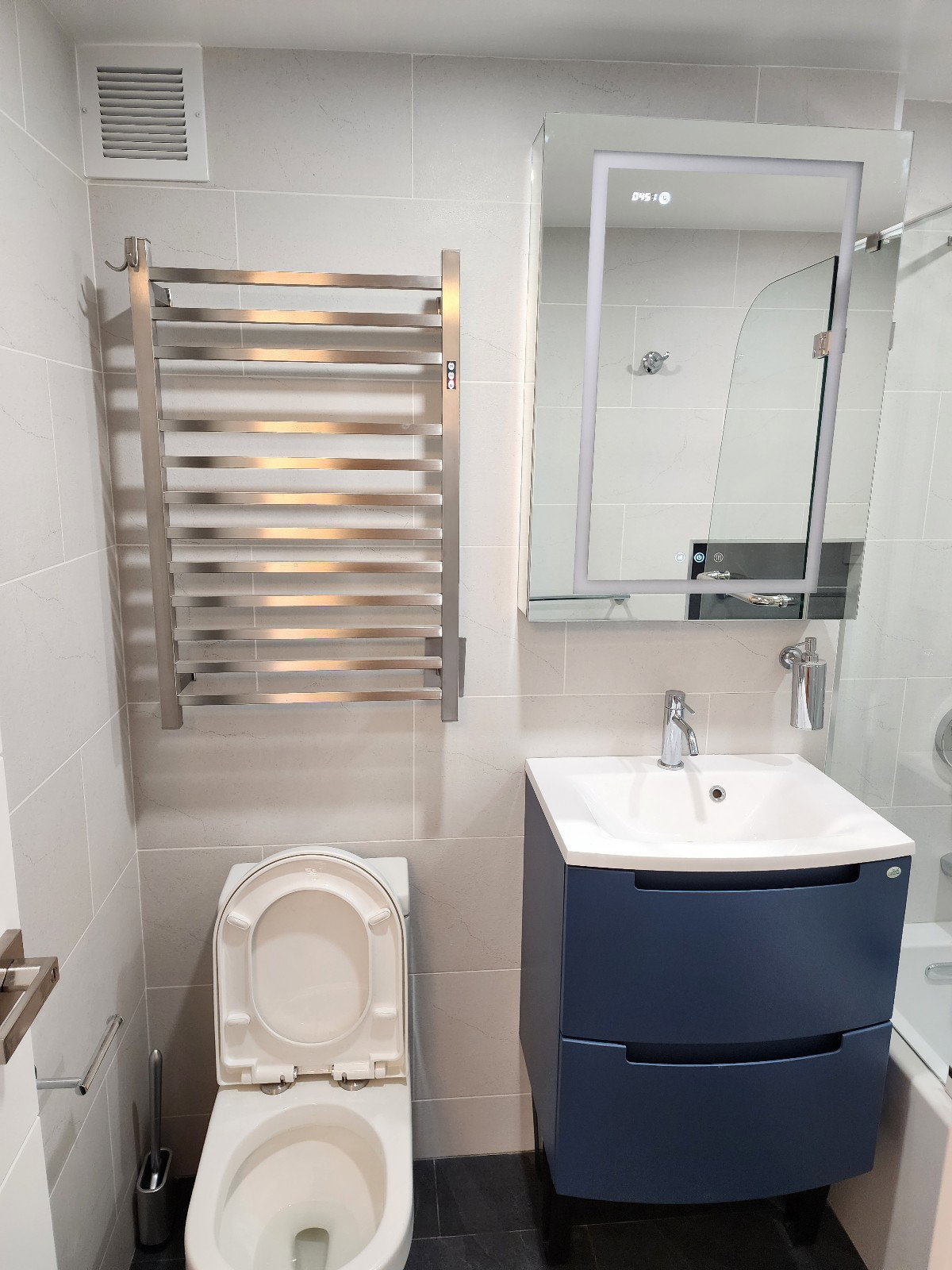 맨해튼 | 베이사이드 | 작은 목 | 홍조