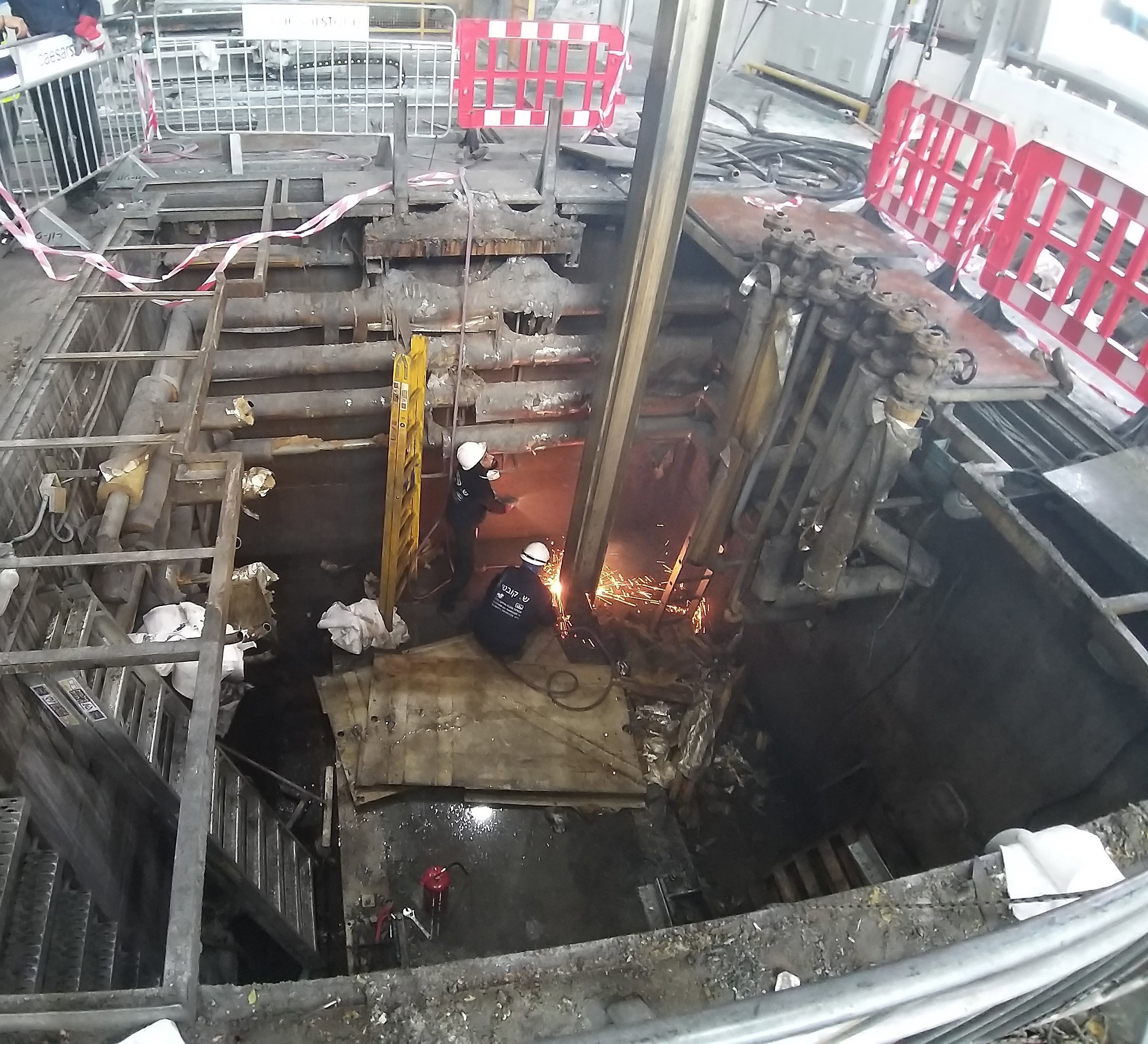 Demontageprojekt und Fließbandproduktionslinie für Marmoroberflächen 2021