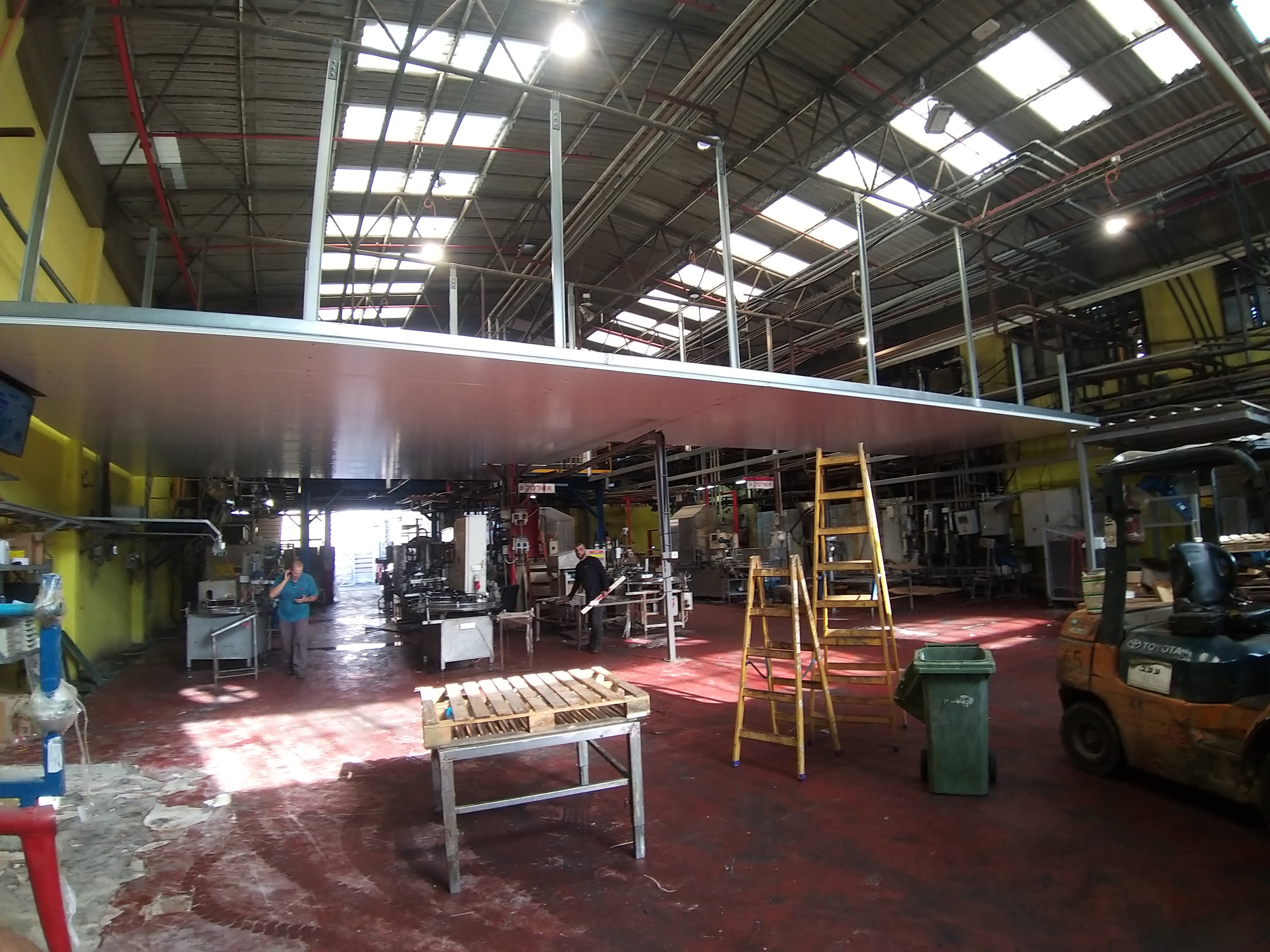 Design and installation of an insulated panel construction including the installation of insulated panel panels