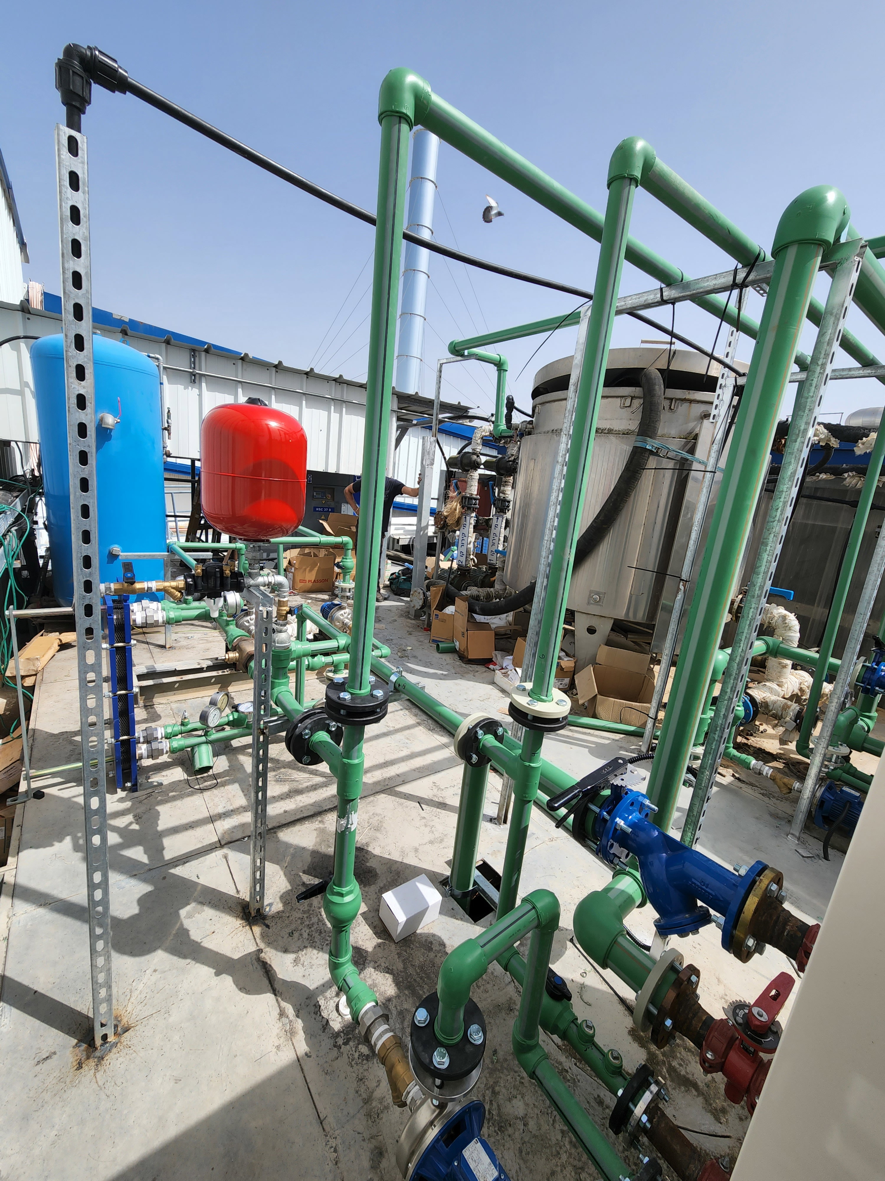 Herstellung und Installation von PPR-Rohrleitungen einschließlich Pumpen