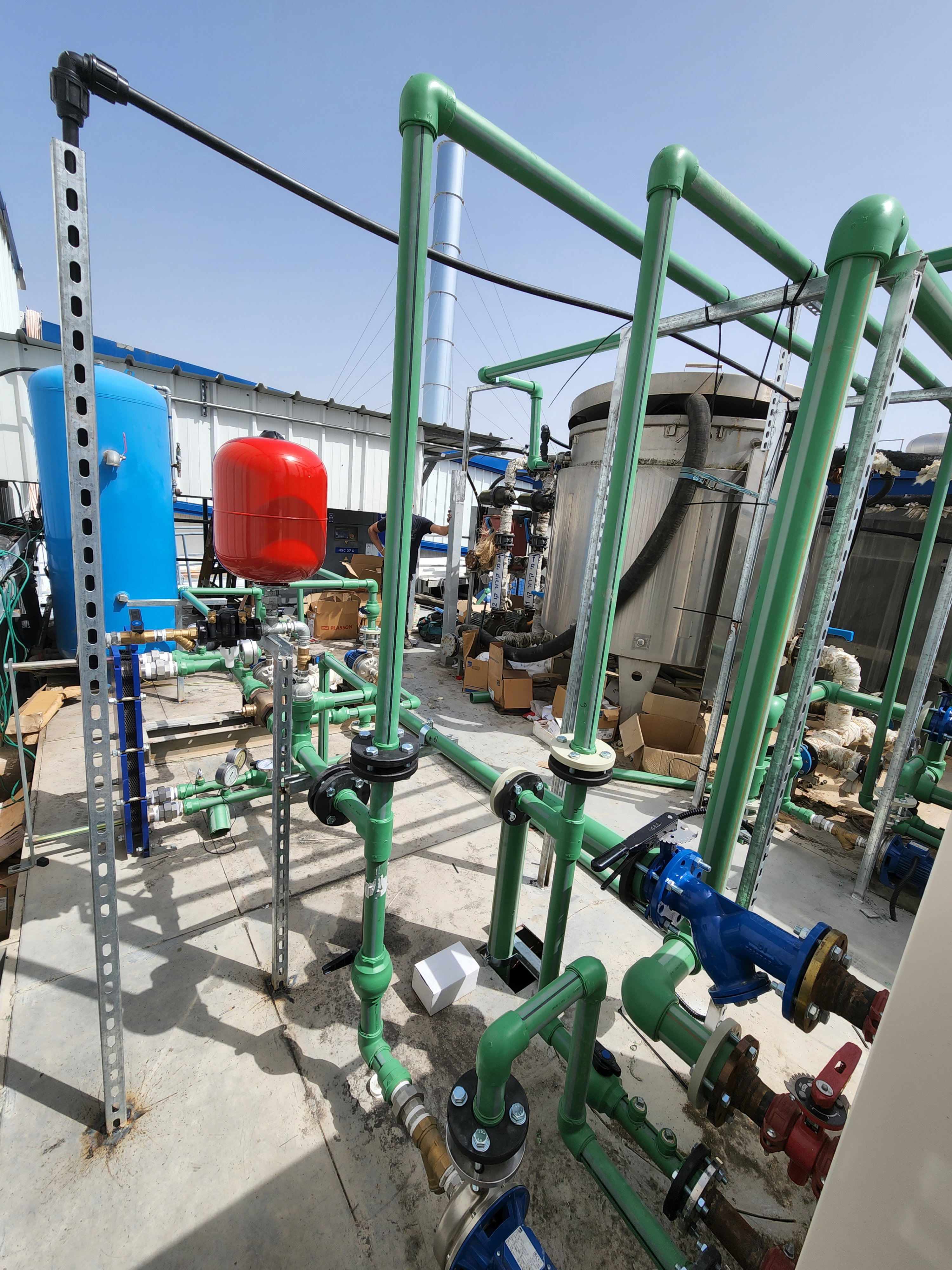 Herstellung und Installation von PPR-Rohrleitungen einschließlich Pumpen