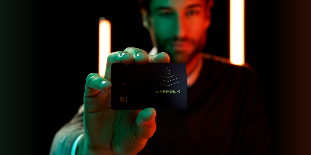 Keepser, NFC hardware cold wallet card to secure your crypto, private keys, seed phrases ; Password vault