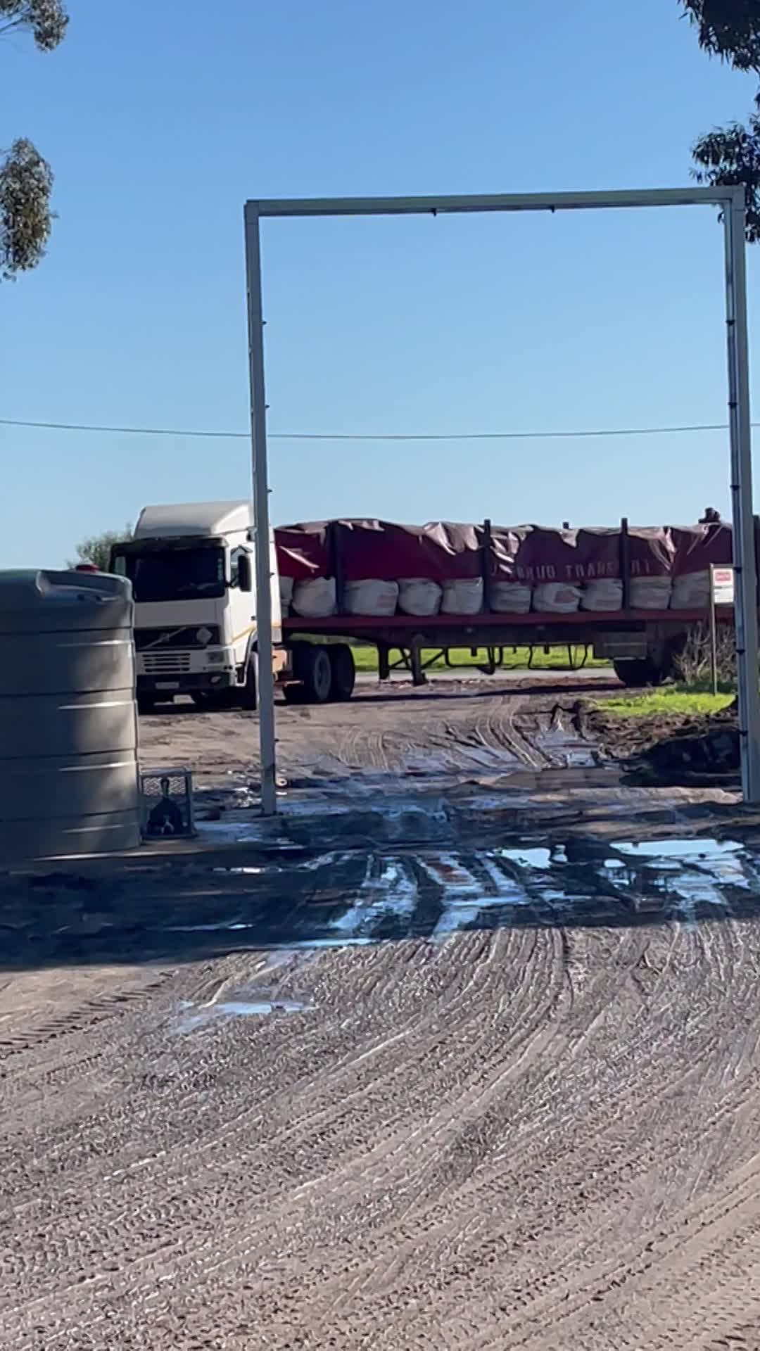 Large truck spray race thumbnail