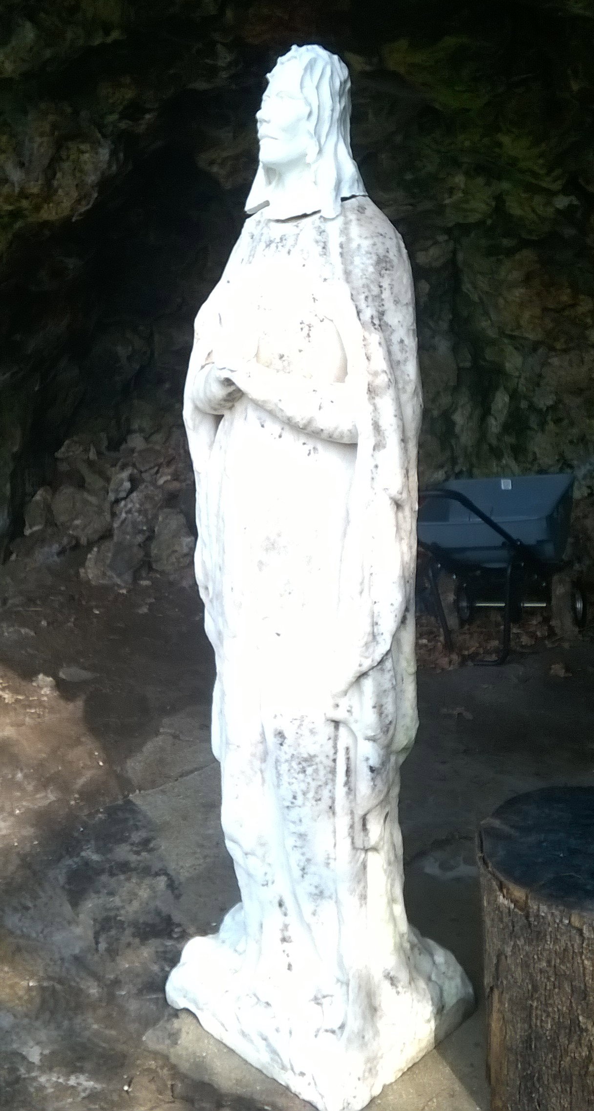 Sculpture restoration