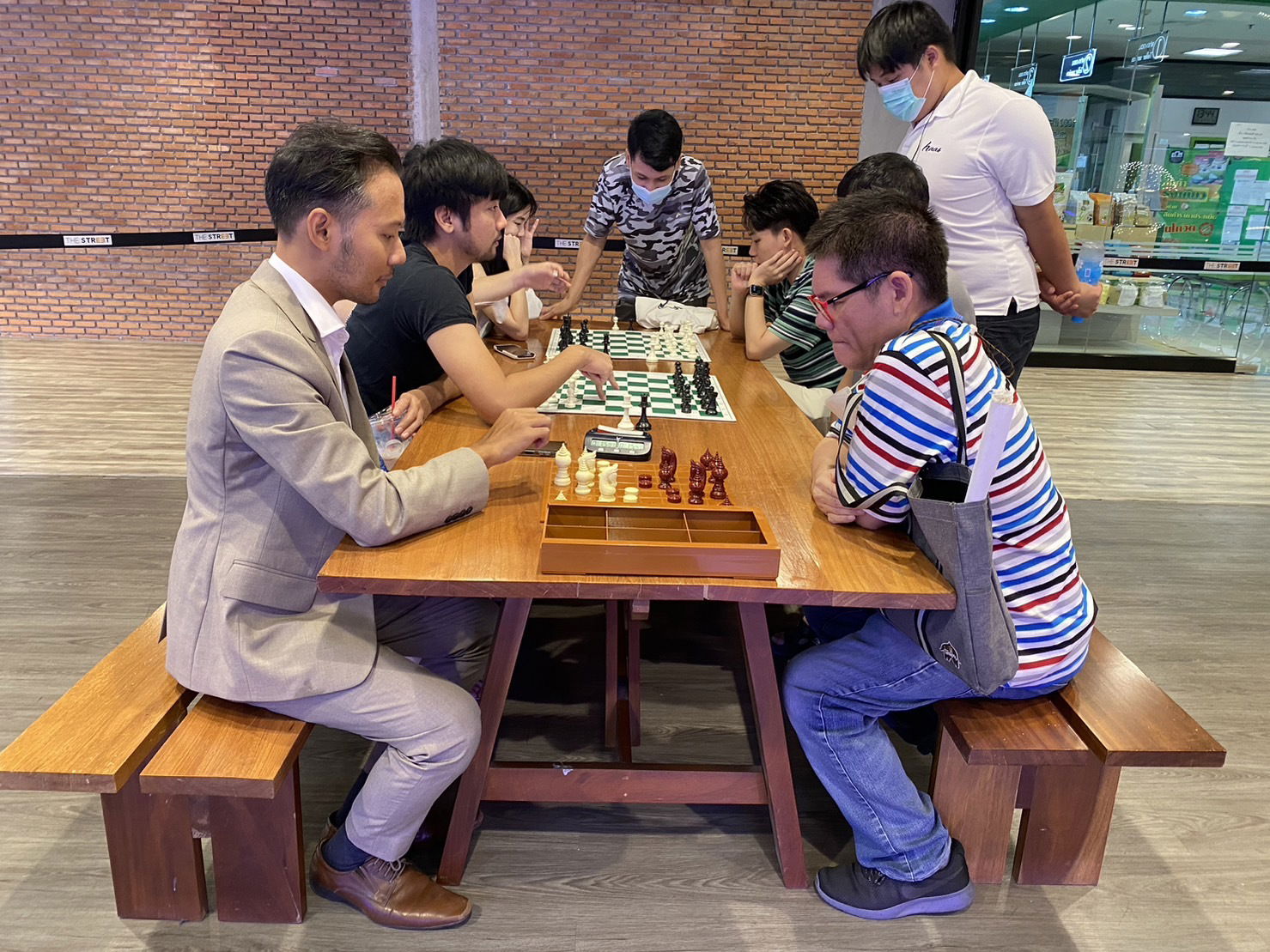 Chess Classes and free playing area