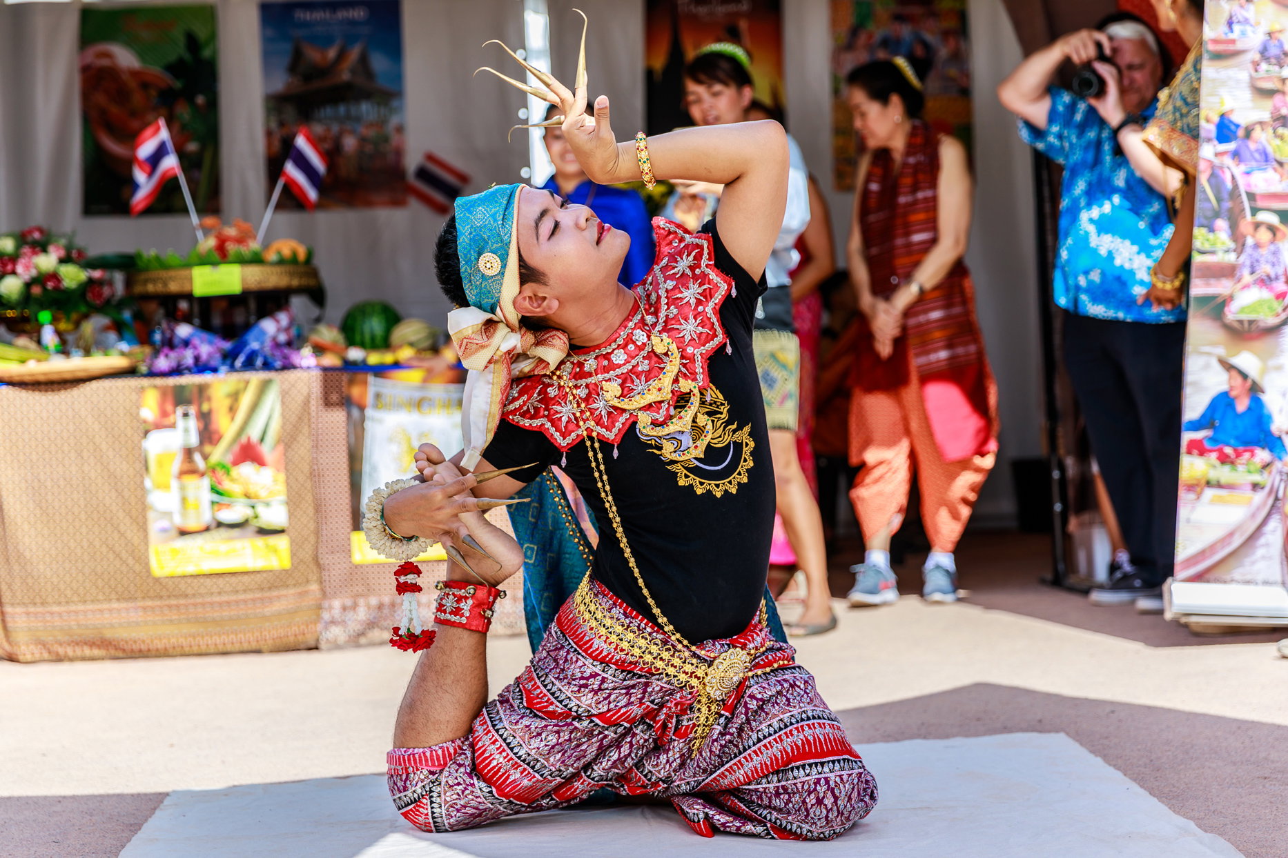 LYON CONSULAR HOLIDAYS