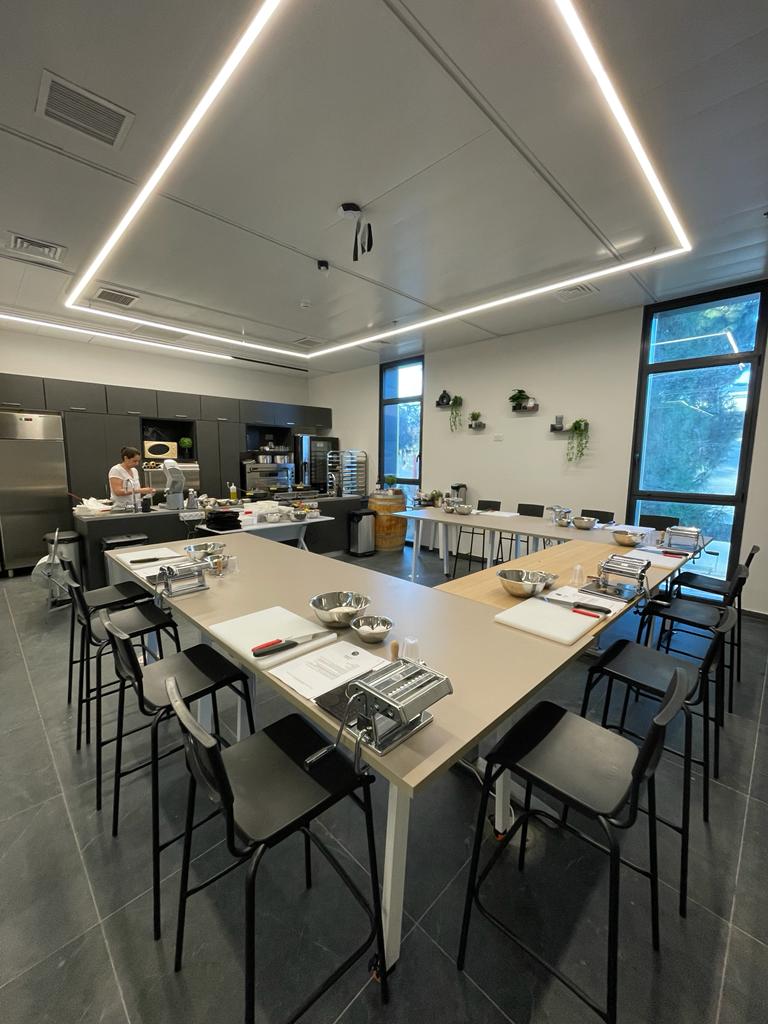 המקום שלנו - סניף הרצליה