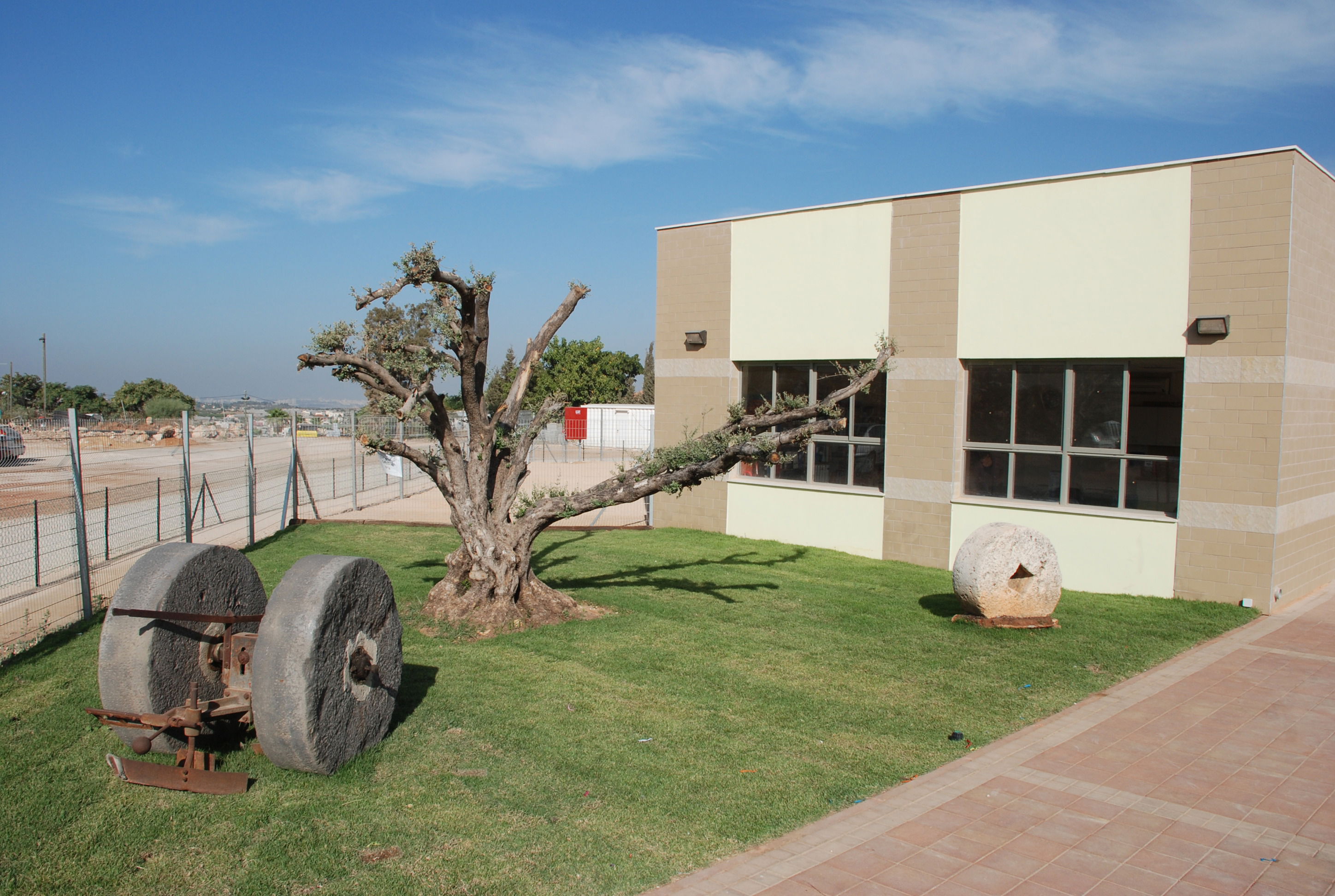 Shaare Tikva - Ilan Ramon Elementary School