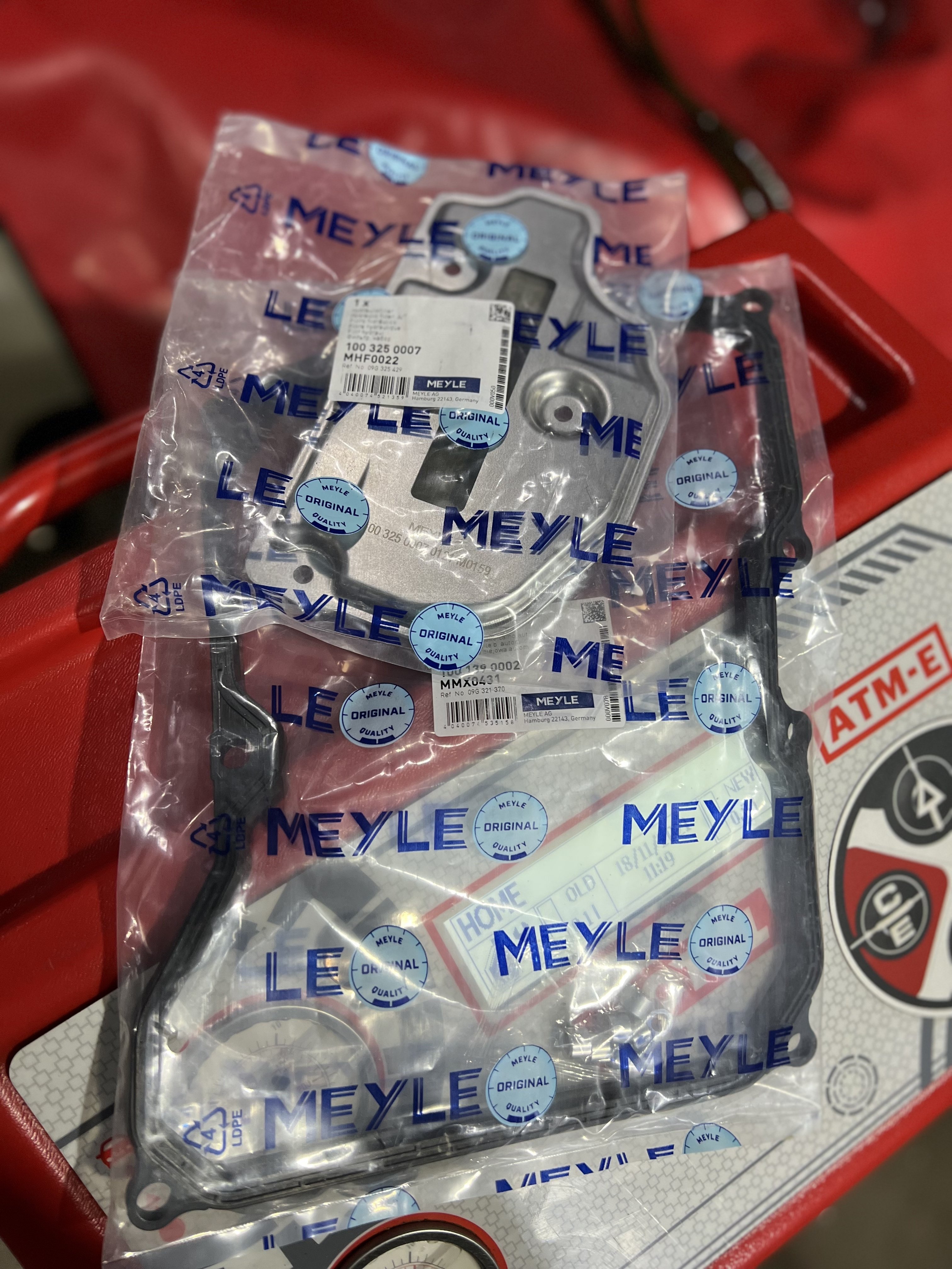 Фильтр и прокладка Meyle для замены масла в акпп