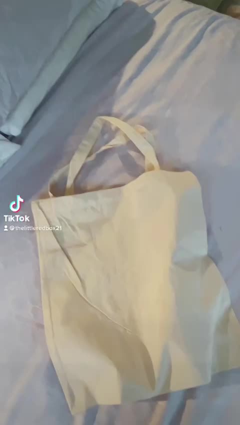 How to pack a 'First Period' Bag thumbnail